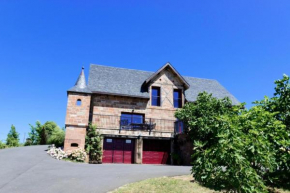 Gîte de France De chapdevialle la croisée des vents 4 épis - Gîte de France 12 personnes MAE-0064